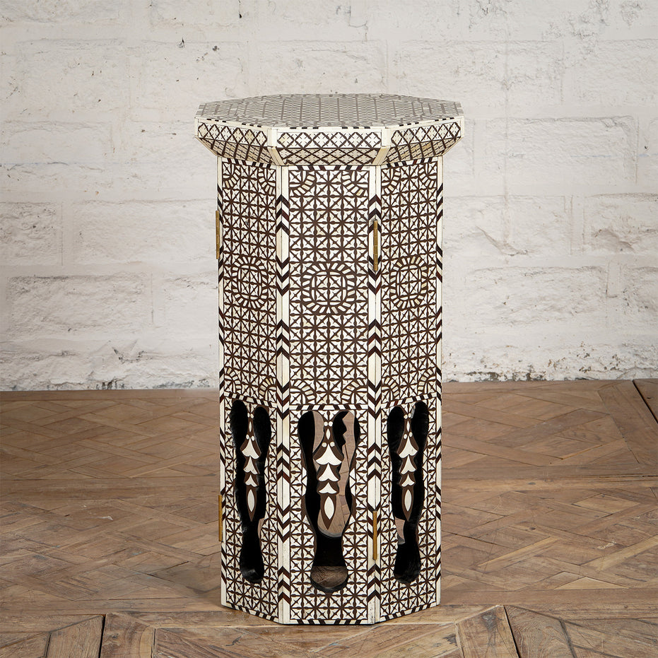 Karigar Table