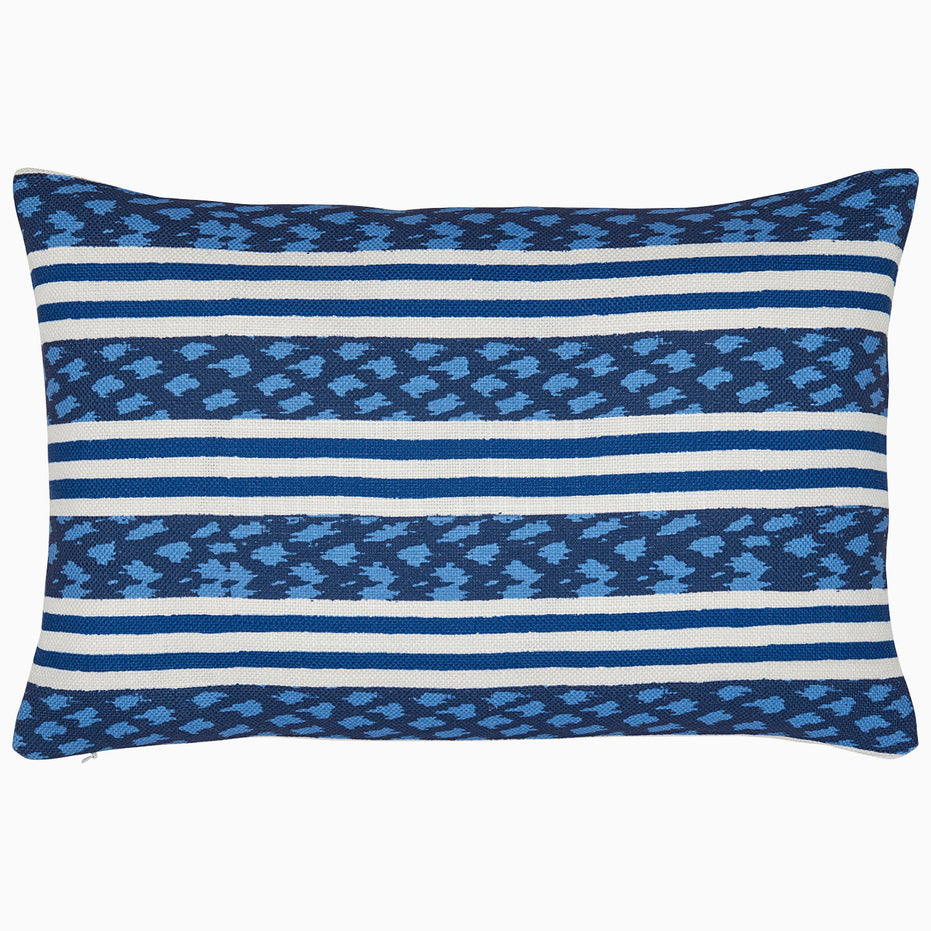 Banita Outdoor Kidney Pillow