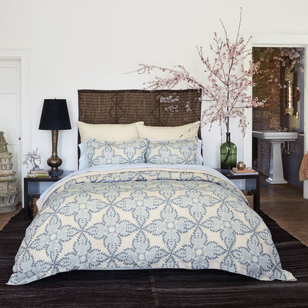 A Dasati Duvet Set by John Robshaw with a blue and white floral pattern made of cotton.